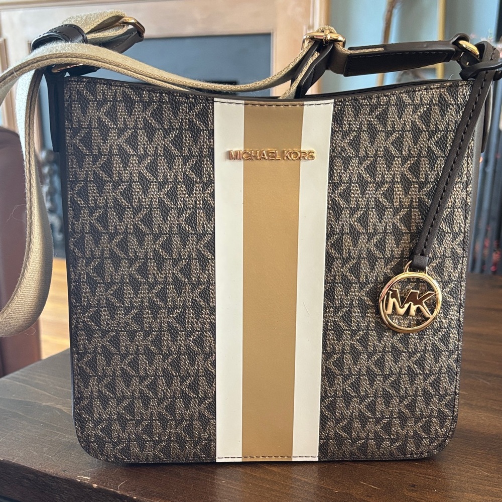 Michael Kors Crossbody Bag